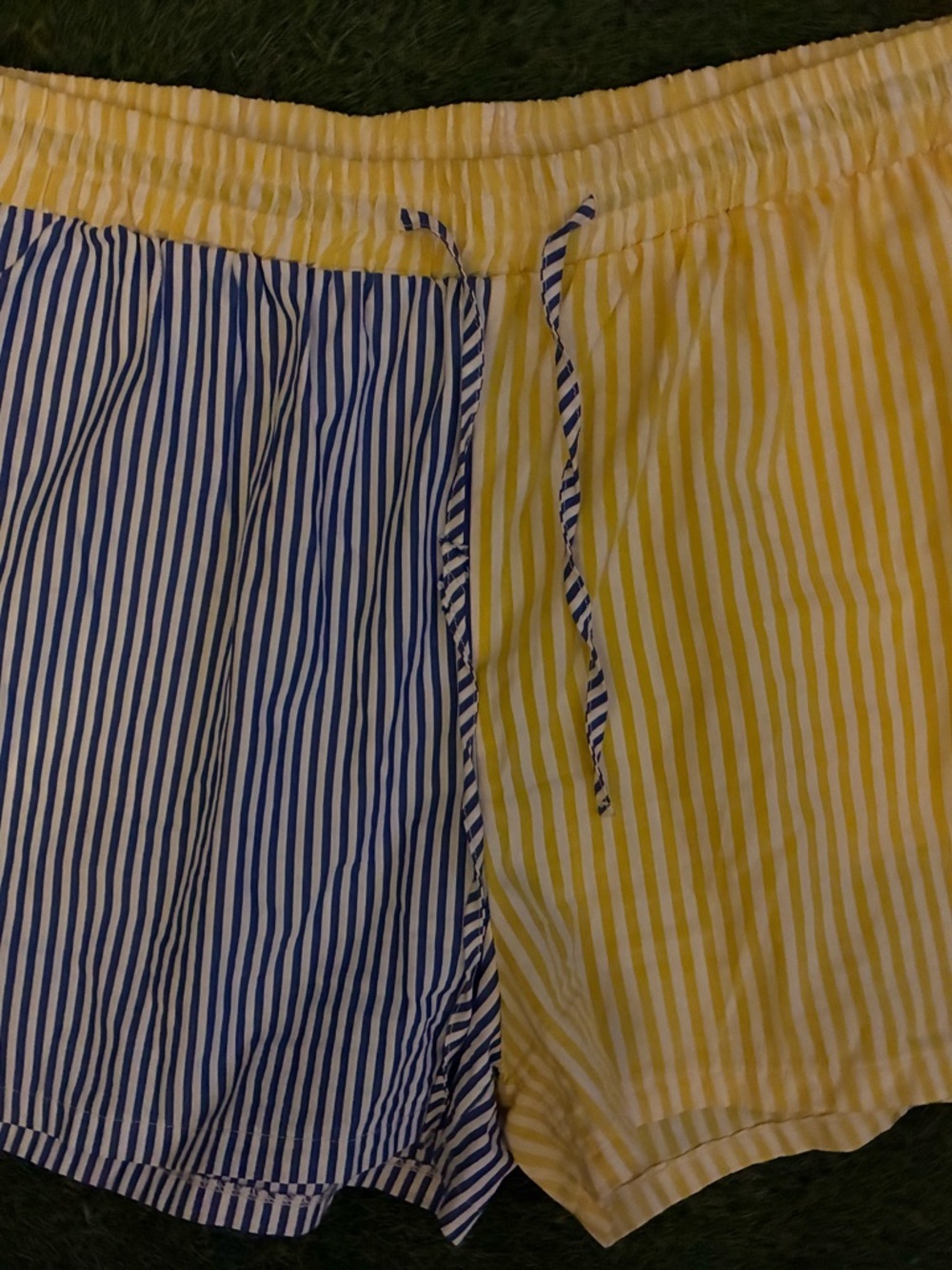 Striped Two-Tone Yellow and Blue Lounge Set - Picture 5 of 5